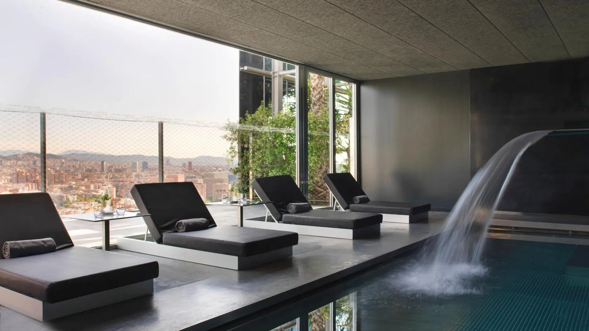 Renaissance Barcelona Fira Hotel L'Hospitalet de Llobregat 4*,
